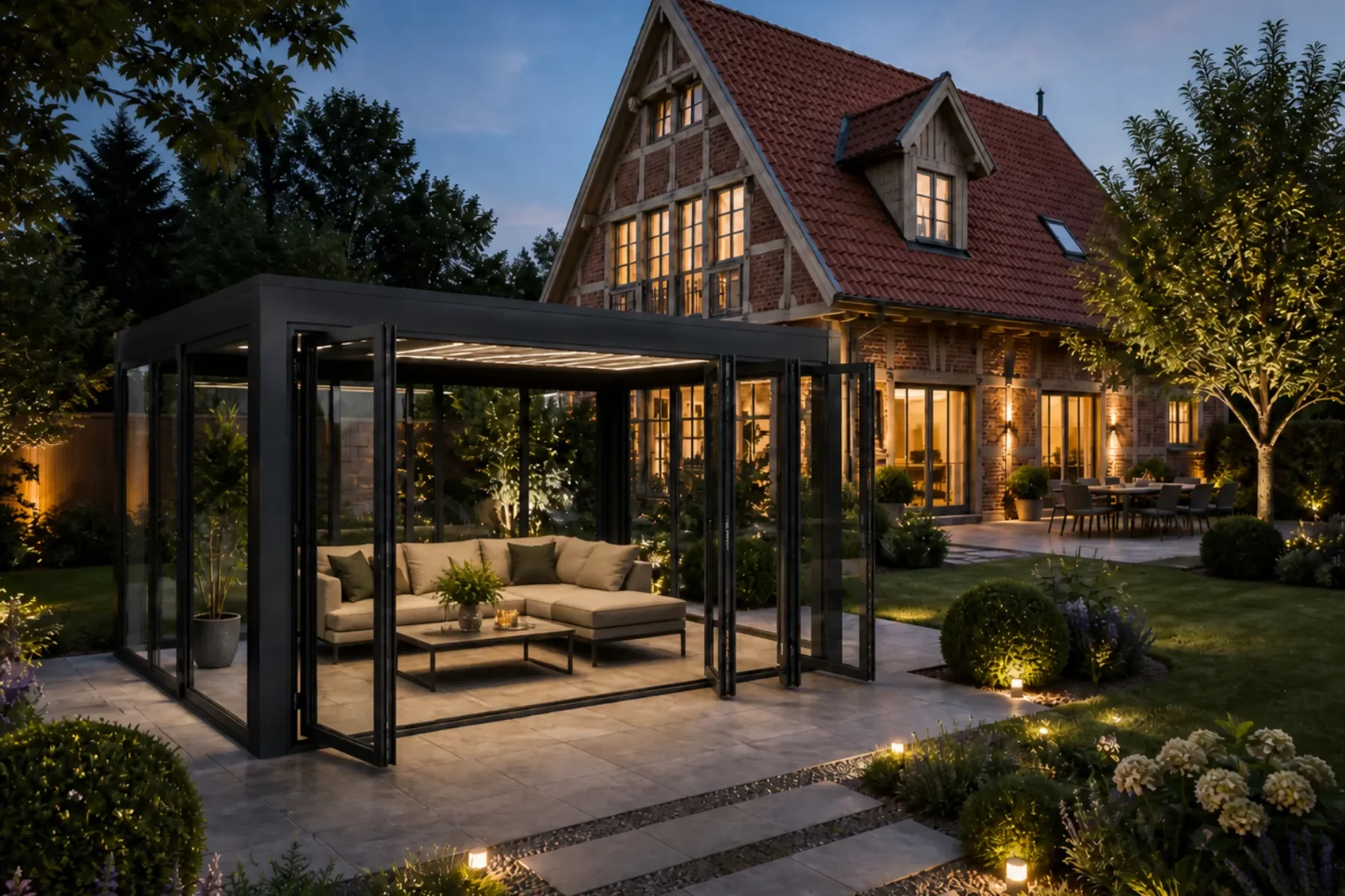 Pergola mit faltbaren Glasseitenwänden